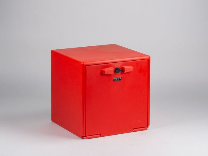 Scooter box 60 ltr. 422x422x422 mm red