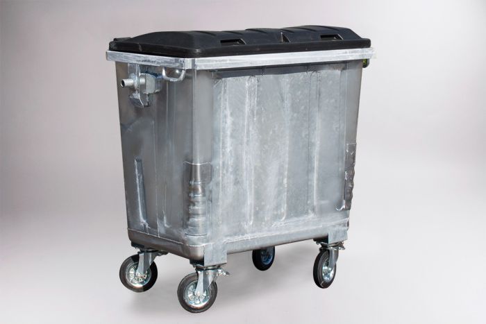 Wheelie bin 770L with plastic double-walled black lid, 1370x780x1370 mm