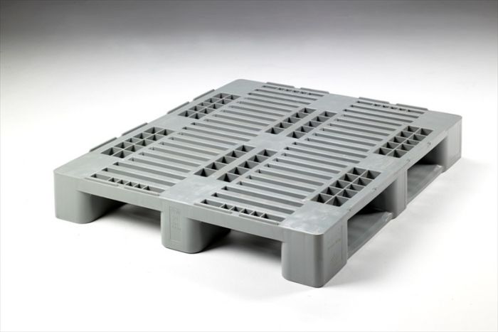 Hygienic pallet H3, 1200x1000x160 mm on 3 skids HDPE