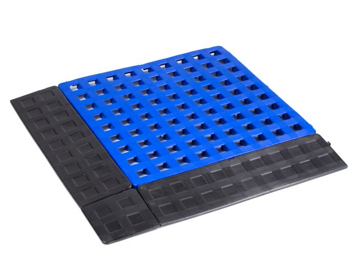 PE anti-slip floor tile - corner piece 130x130x25 mm